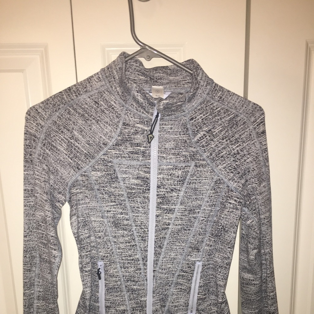Ivivva grey zip